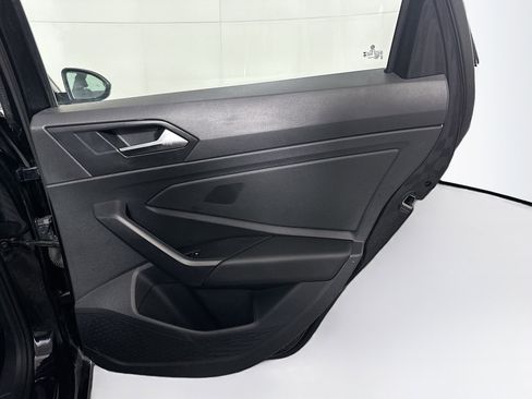 Used 2025 Volkswagen Jetta S image 28