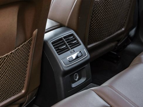 Used 2018 Audi A4 2.0T Ultra Premium Plus w/ Premium Plus Package image 37