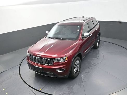 Used 2018 Jeep Grand Cherokee Limited AWD/4WD image 25