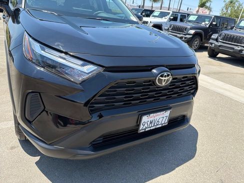 Used 2025 Toyota RAV4 XLE FWD image 10