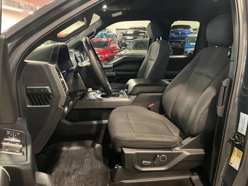 Used 2016 Ford F150 XLT w/ Equipment Group 302A Luxury AWD/4WD image 9