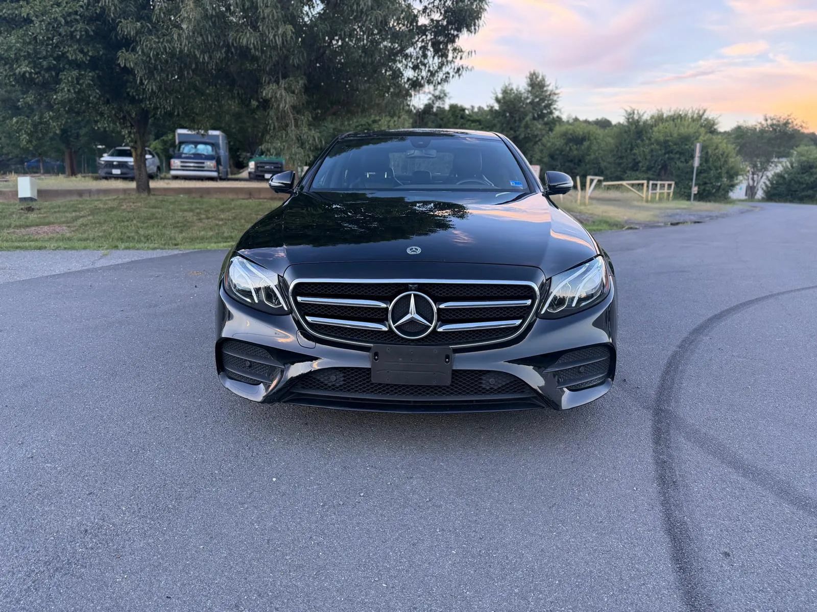 Used 2019 Mercedes-Benz E 300 4MATIC w/ Premium 1 Package image 2