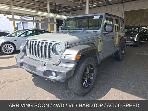 Used 2022 Jeep Wrangler Unlimited Sport AWD/4WD image 3