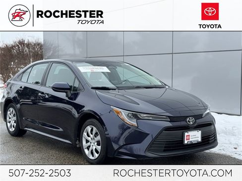 Certified 2023 Toyota Corolla LE image 1