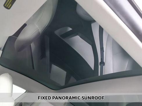 Used 2019 Tesla Model 3 Performance image 5