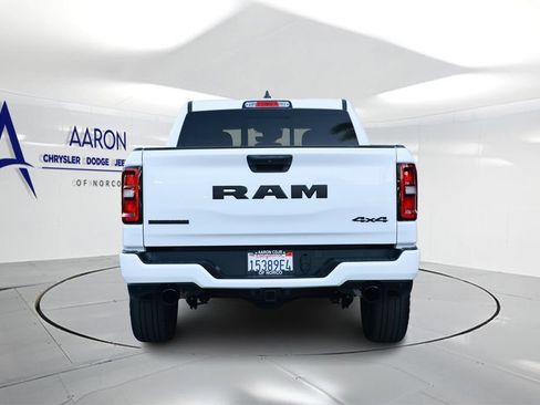 Used 2025 RAM 1500 Big Horn AWD/4WD image 3