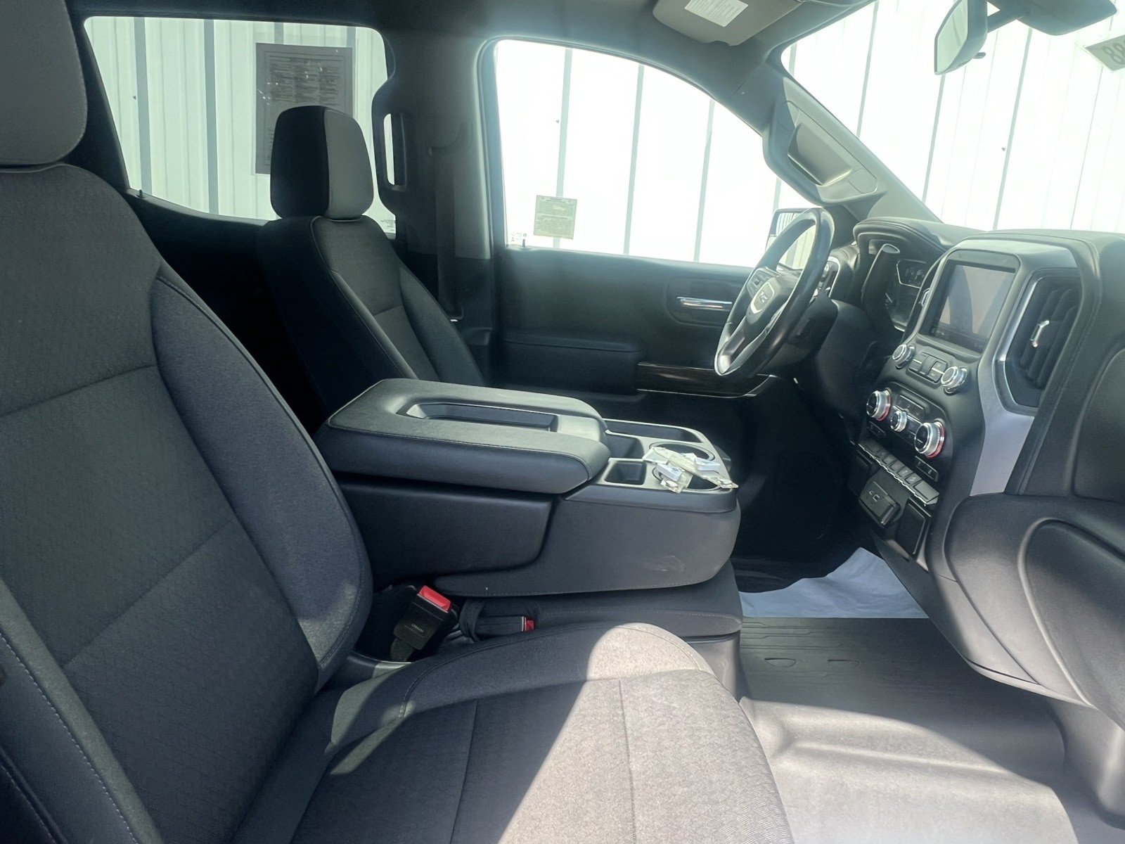 Used 2021 GMC Sierra 1500 Elevation w/ LPO, Elevation Black Package AWD/4WD image 21