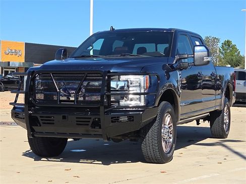 Used 2019 Ford F250 King Ranch w/ King Ranch Ultimate Package image 3