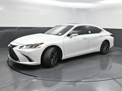 Used 2023 Lexus ES 350 w/ Premium Package FWD image 21