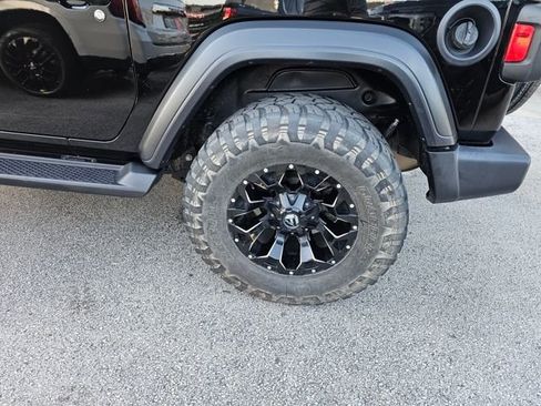 Used 2020 Jeep Wrangler Sport image 13