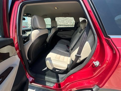 Used 2016 Kia Sorento FWD w/ LX Convenience Package image 15