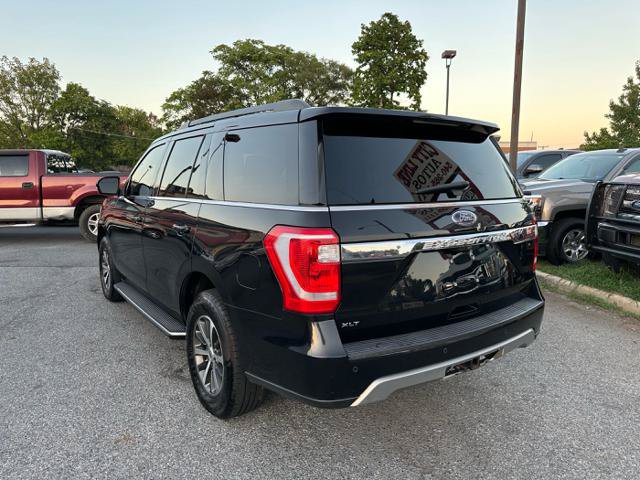 Used 2019 Ford Expedition XLT w/ Equipment Group 202A AWD/4WD image 7