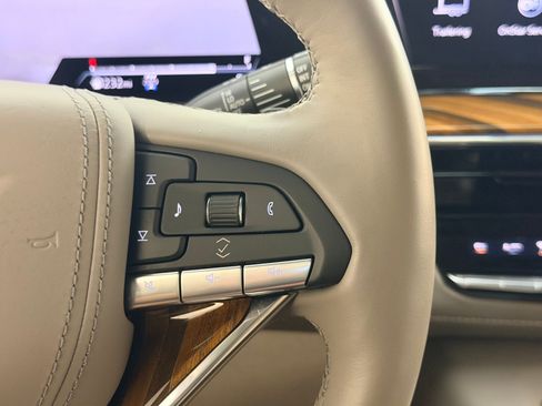 Used 2024 Cadillac Escalade Sport Platinum AWD/4WD image 26