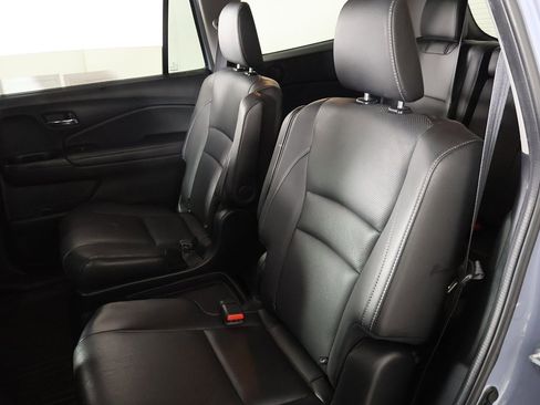 Used 2022 Honda Pilot Elite image 38