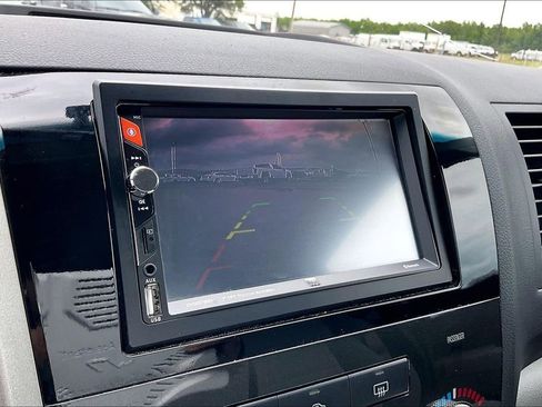 Used 2010 Toyota Tundra 2WD CrewMax image 12