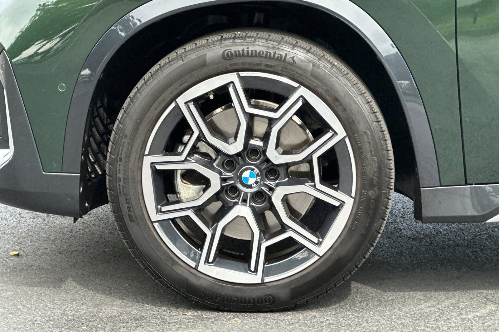 Used 2025 BMW X1 xDrive28i AWD/4WD image 38