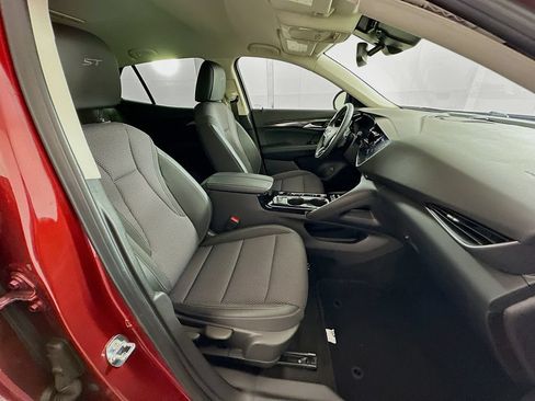 Used 2023 Buick Envision Preferred FWD image 27