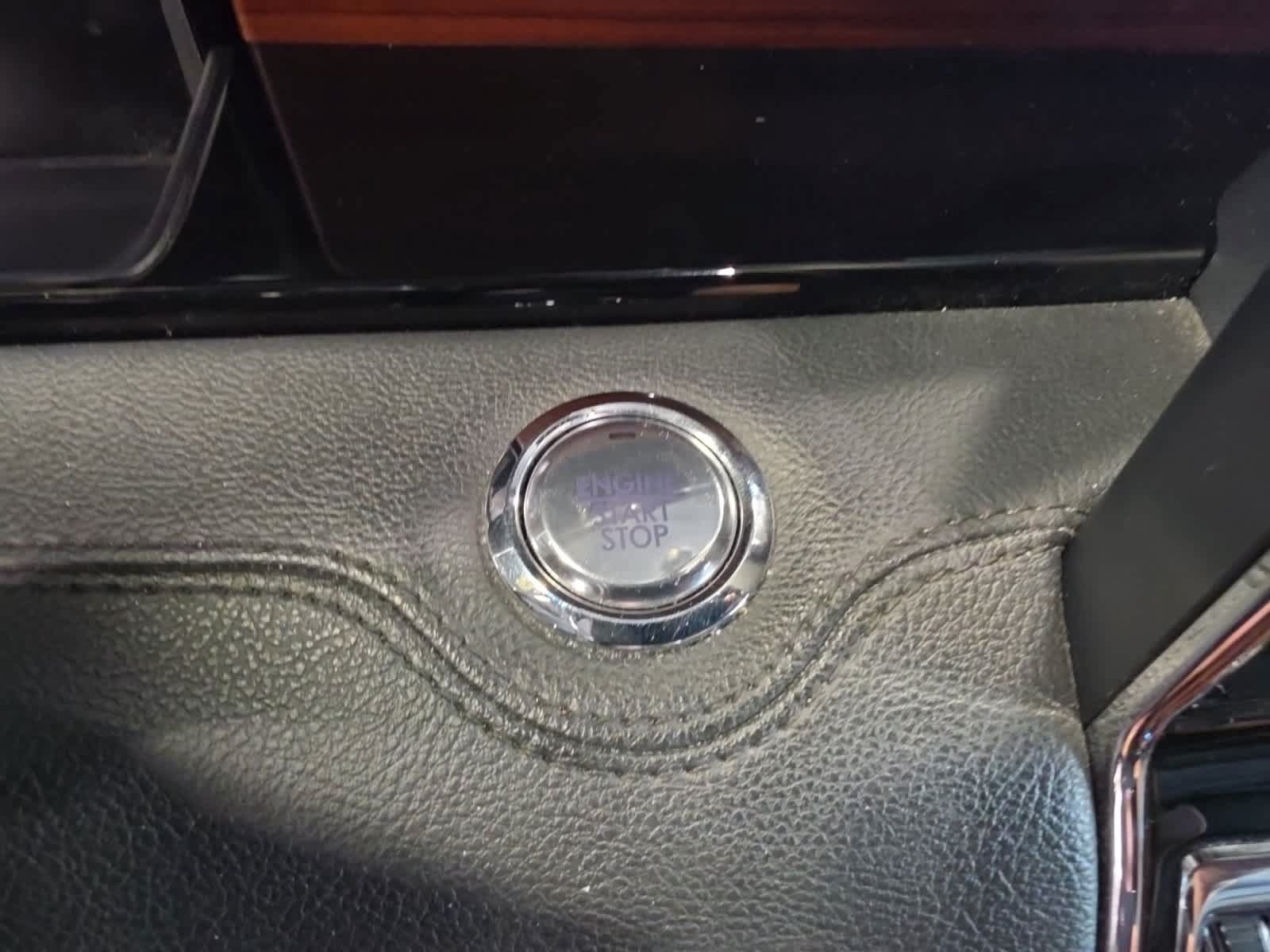 Used 2022 Lincoln Navigator Reserve AWD/4WD image 26