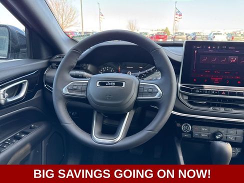 New 2026 Jeep Compass Latitude image 42