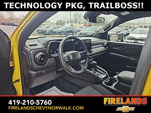 Certified 2023 Chevrolet Colorado Trail Boss w/ Technology Package image 3