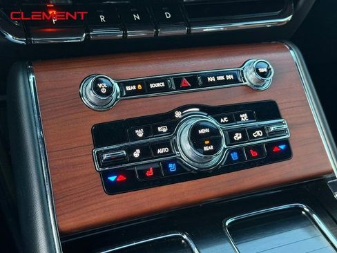 Used 2021 Lincoln Aviator Reserve w/ Equipment Group 208A image 22