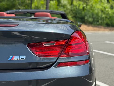 Used 2015 BMW M6 Convertible RWD image 24