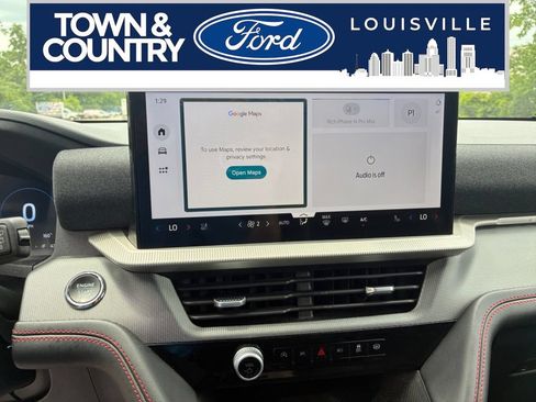 Used 2025 Ford Explorer ST-Line w/ ST-Line Street Pack AWD/4WD image 17