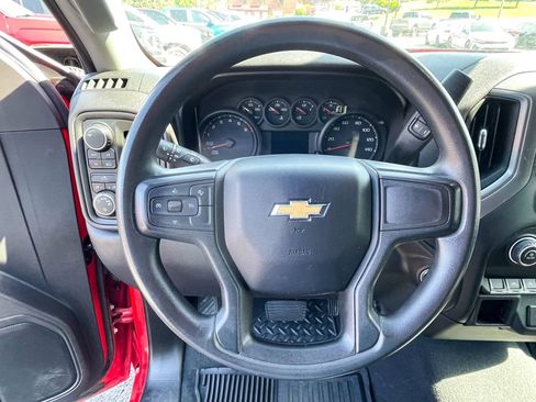 Used 2022 Chevrolet Silverado 1500 Custom image 12