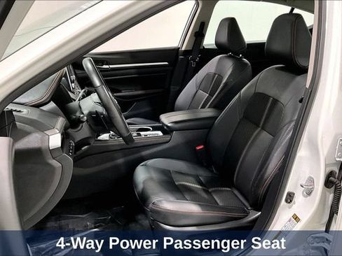 Used 2024 Nissan Altima 2.5 SR AWD/4WD image 29