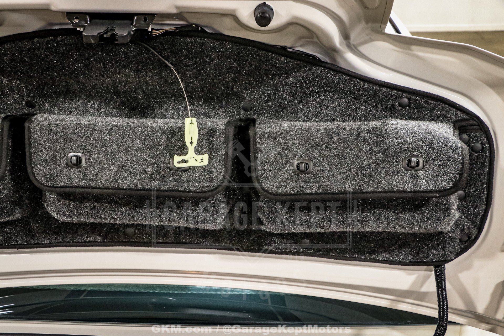 Used 2010 Ford Mustang GT RWD image 97