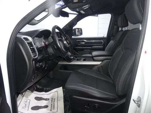 Used 2019 RAM 1500 Big Horn AWD/4WD image 19