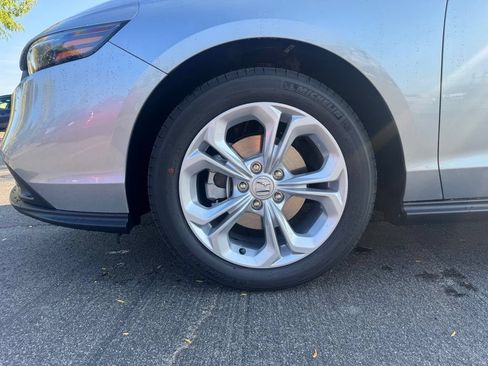 New 2026 Honda Accord LX image 17