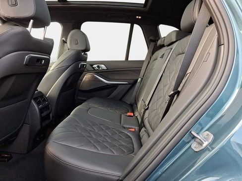 New 2026 BMW X5 xDrive40i w/ Premium Package image 9