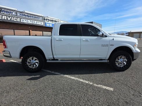 Used 2013 RAM 1500 Laramie w/ Convenience Group image 8