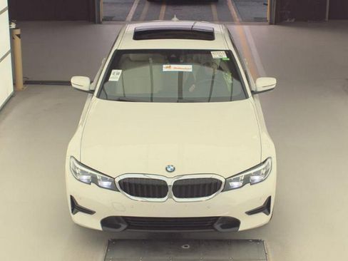 Used 2020 BMW 330i xDrive Sedan image 2