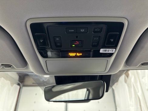 Used 2025 Toyota Grand Highlander Limited image 43