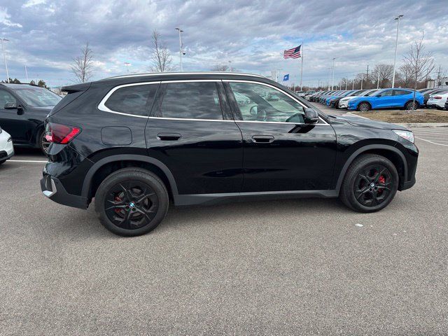 Used 2023 BMW X1 xDrive28i AWD/4WD image 9