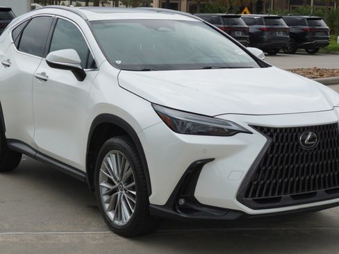 Used 2022 Lexus NX 350 AWD image 3