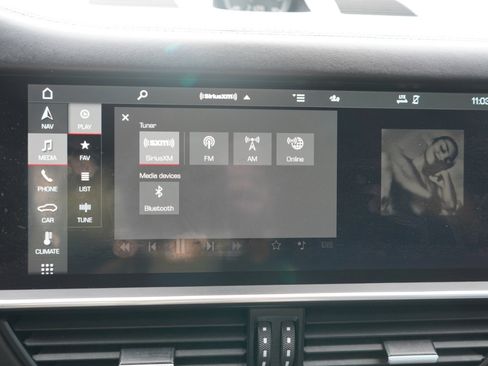 Used 2021 Porsche Cayenne Turbo image 41