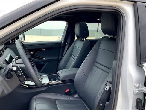 Used 2026 Land Rover Range Rover Evoque S image 30