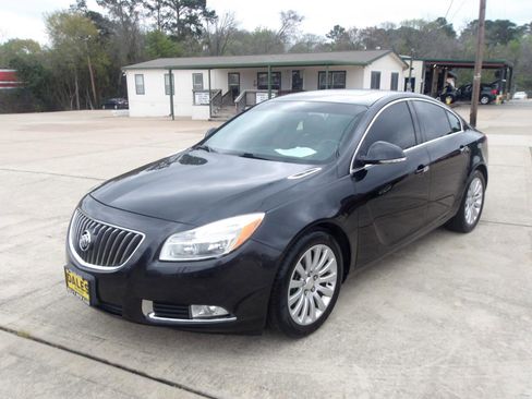 Used 2013 Buick Regal Premium image 2