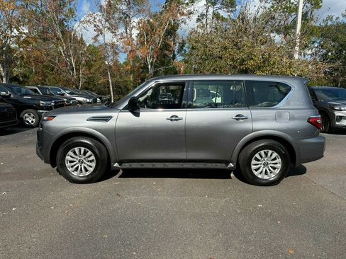 Used 2022 Nissan Armada S image 2