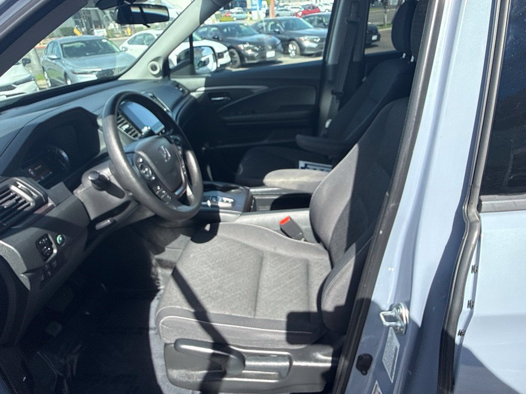 Used 2023 Honda Ridgeline Sport image 21