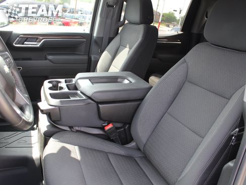 Used 2025 Chevrolet Silverado 1500 LT w/ LPO, Dark Essentials Package AWD/4WD image 11