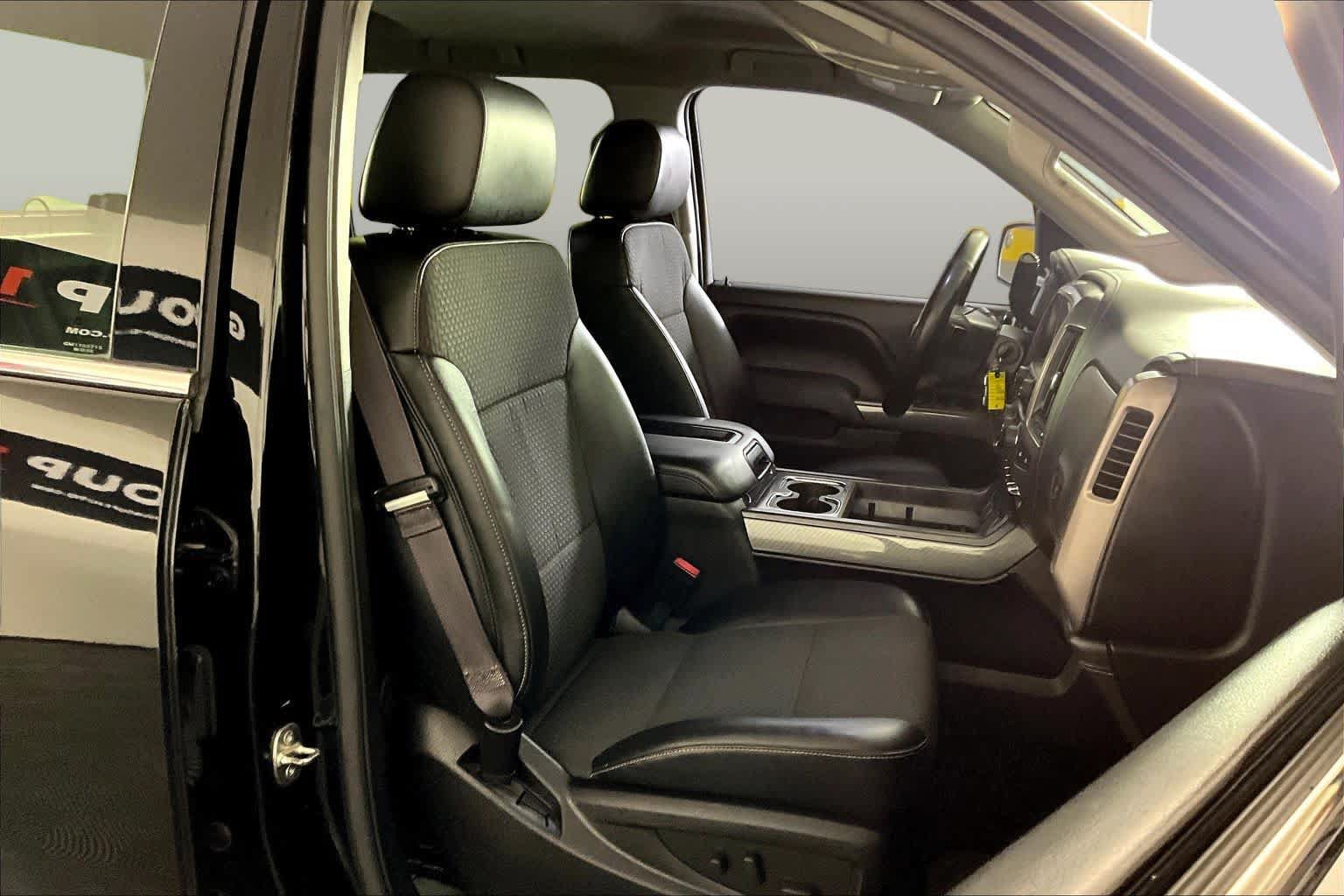 Used 2014 GMC Sierra 1500 SLE w/ All-Terrain Package AWD/4WD image 9