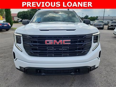 New 2026 GMC Sierra 1500 Elevation image 9