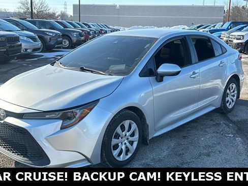 Used 2021 Toyota Corolla LE w/ Carpet Mat Package (TMS) image 31