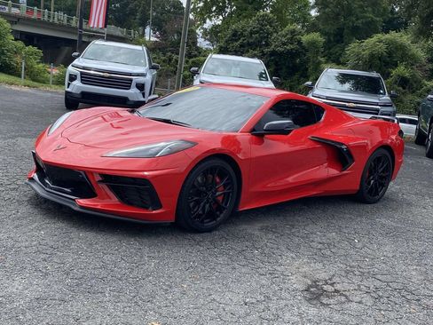 Used 2023 Chevrolet Corvette Stingray Preferred Cpe w/ Z51 Performance Package RWD image 3