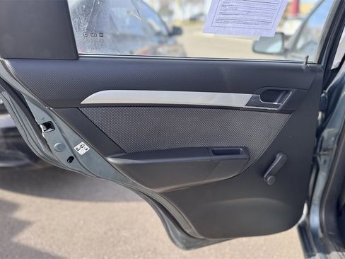 Used 2011 Chevrolet Aveo LT image 23