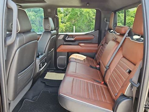 Used 2023 GMC Sierra 1500 Denali Ultimate AWD/4WD image 17